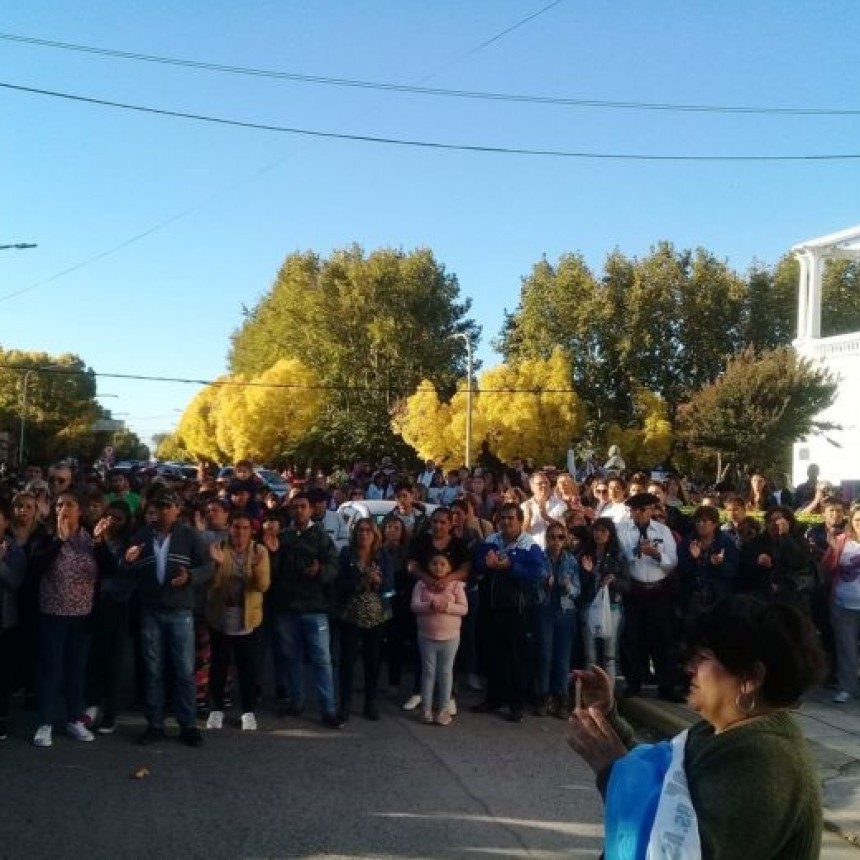 Unas 200 personas marcharon en Alvear pidiendo la aparición de Juan Woldryk