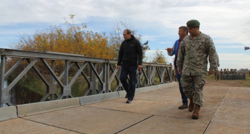 El Ejército terminó la colocación del puente en la zona de La Sofía y el paso quedó habilitado