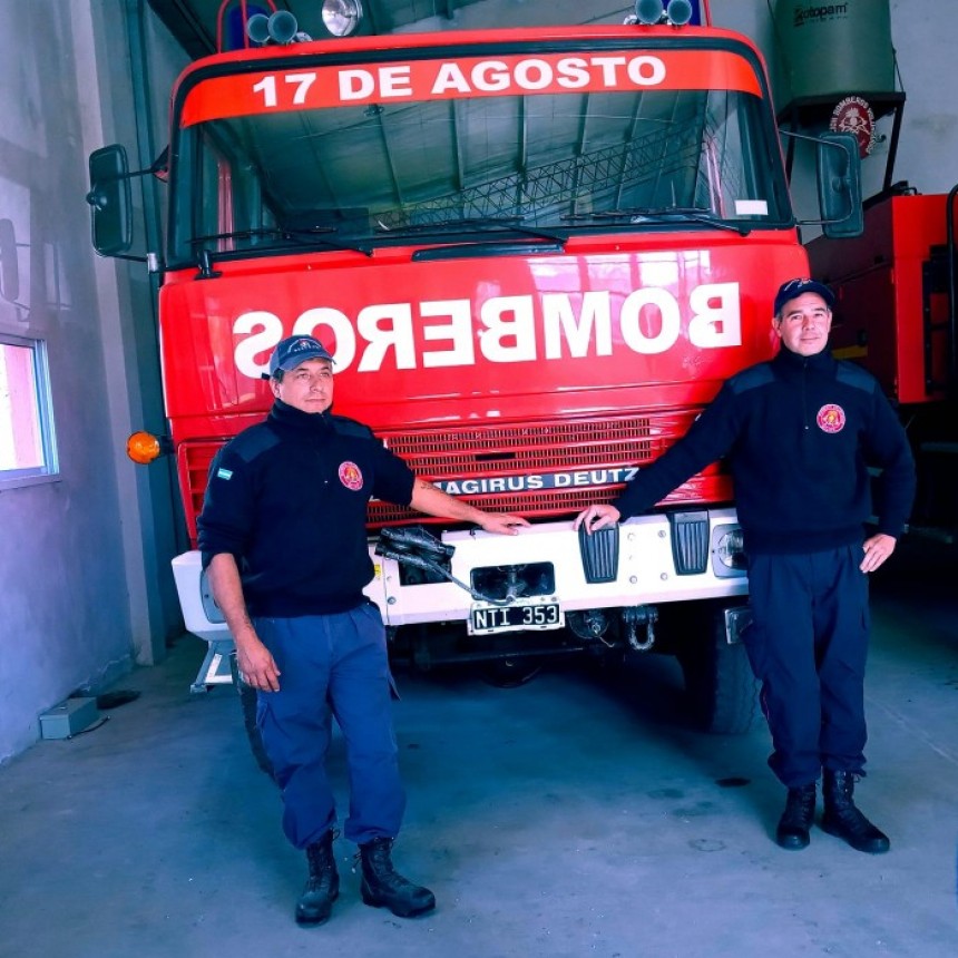 CUARTEL DE BOMBEROS DE BELLOCQ CUENTA CON NUEVA AUTOBAMBA 