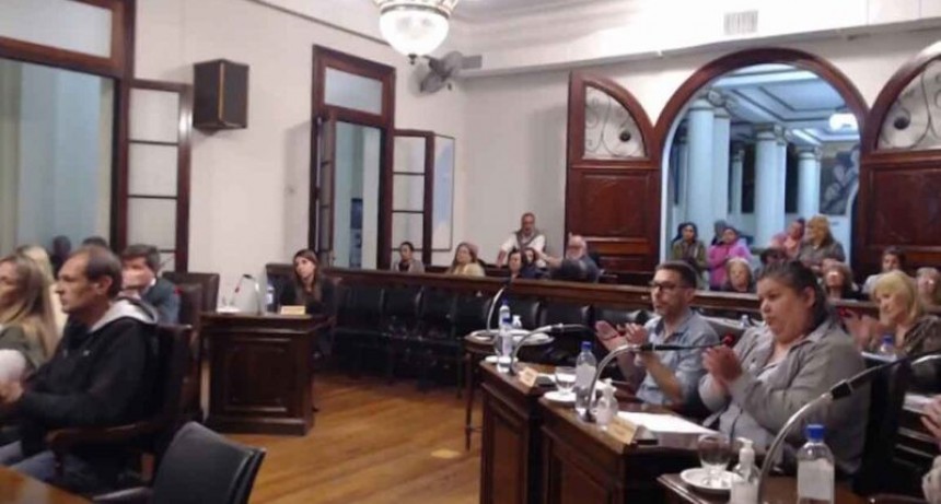 Sin grieta, el Concejo Deliberante de Carlos Casares repudió el atentado a Cristina