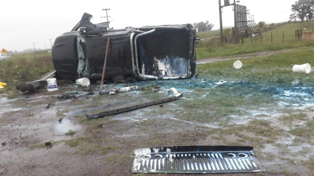 9 de Julio: despiste y vuelco de una camioneta en Ruta 5