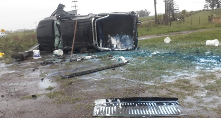 9 de Julio: despiste y vuelco de una camioneta en Ruta 5